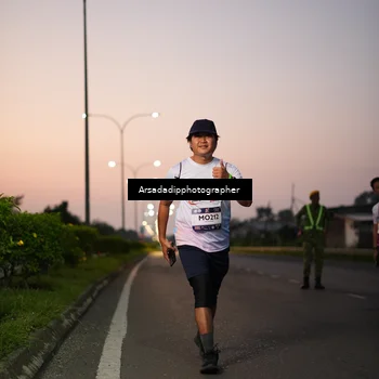 Runner Photo 7669415