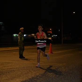 Runner Photo 7669471
