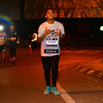 Runner Photo 7669475