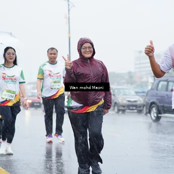 Runner Photo 7669499