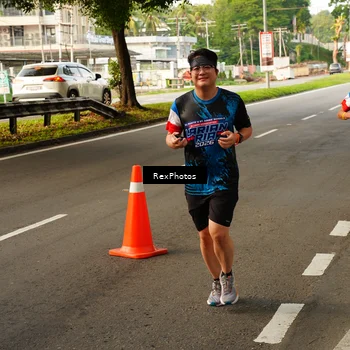 Runner Photo 7669501