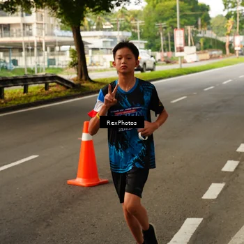 Runner Photo 7669513