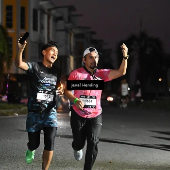 Runner Photo 7669515