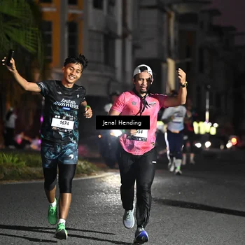 Runner Photo 7669530