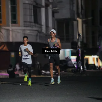 Runner Photo 7669531