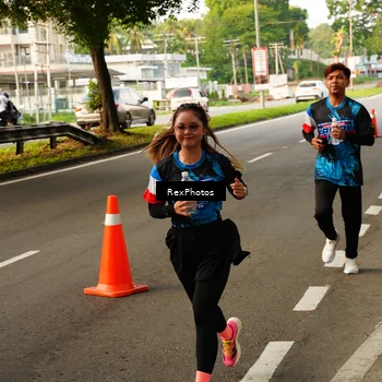 Runner Photo 7669541