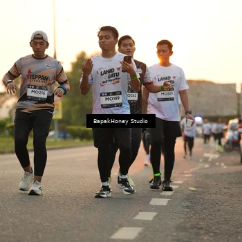 Runner Photo 7669545