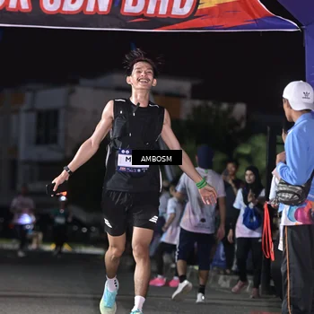 Runner Photo 7669552