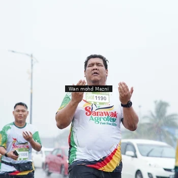 Runner Photo 7669578