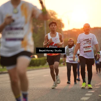 Runner Photo 7669582