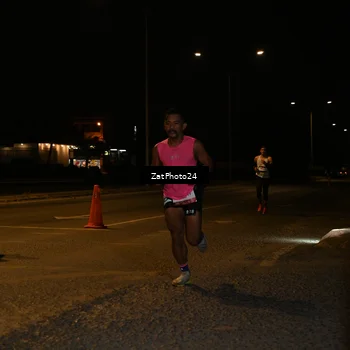 Runner Photo 7669591