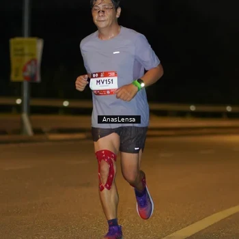 Runner Photo 7669595