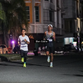 Runner Photo 7669596