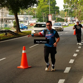 Runner Photo 7669598