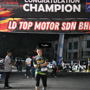 Runner Photo 7669602