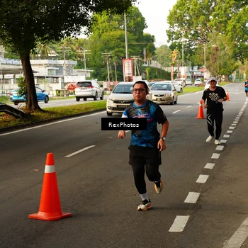 Runner Photo 7669612