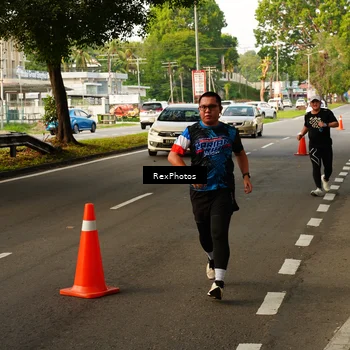 Runner Photo 7669617