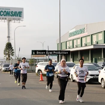 Runner Photo 7669623