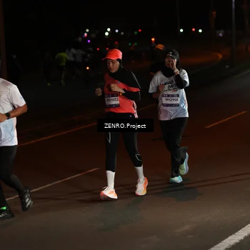 Runner Photo 7669638