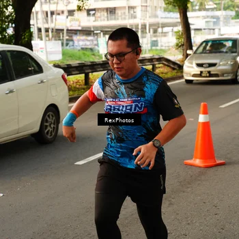 Runner Photo 7669663