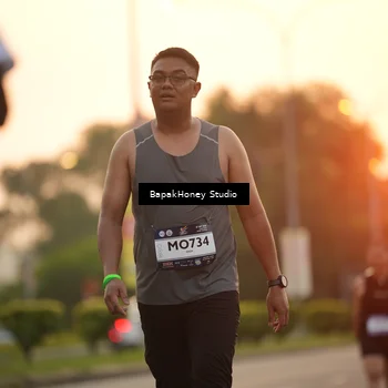 Runner Photo 7669667