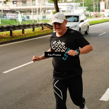 Runner Photo 7669675