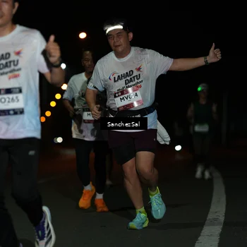 Runner Photo 7669679