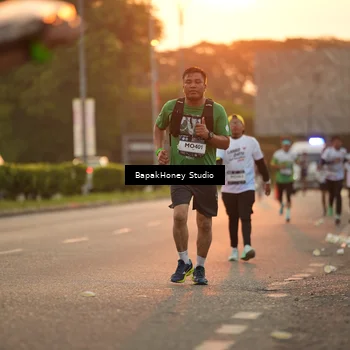 Runner Photo 7669694