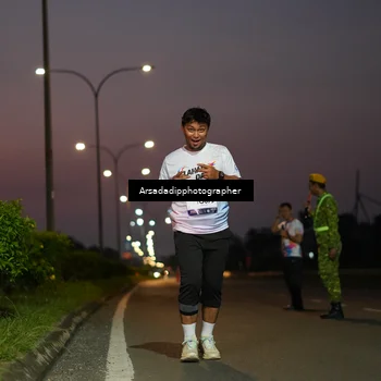 Runner Photo 7669703