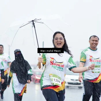 Runner Photo 7669705
