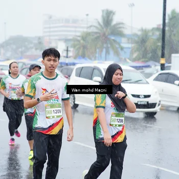 Runner Photo 7669713