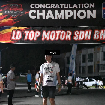 Runner Photo 7669717