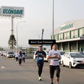 Runner Photo 7669721