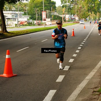 Runner Photo 7669738