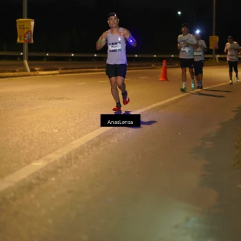Runner Photo 7669740