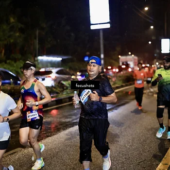 Runner Photo 7669760