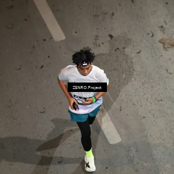 Runner Photo 7669763