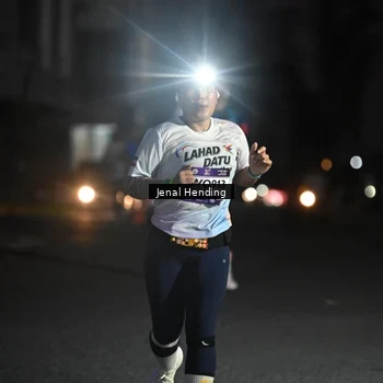 Runner Photo 7669771