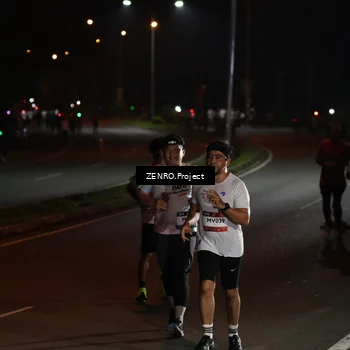 Runner Photo 7669778