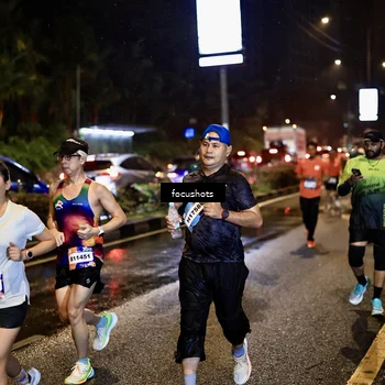 Runner Photo 7669780