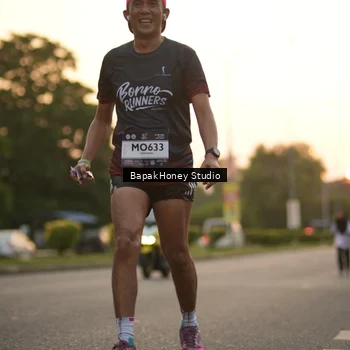 Runner Photo 7669782