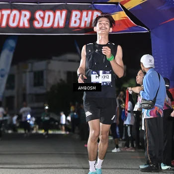 Runner Photo 7669786