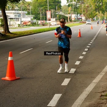 Runner Photo 7669790
