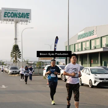 Runner Photo 7669792