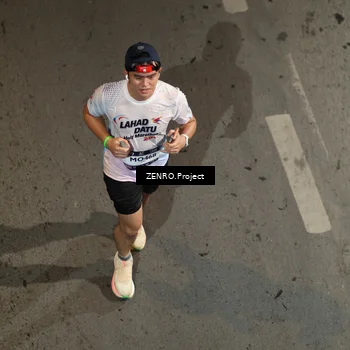 Runner Photo 7669821