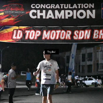 Runner Photo 7669827