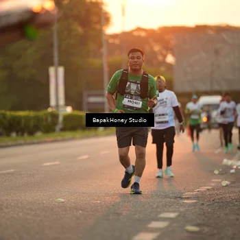 Runner Photo 7669844