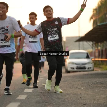 Runner Photo 7669858