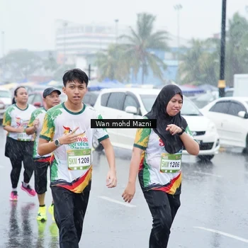 Runner Photo 7669866