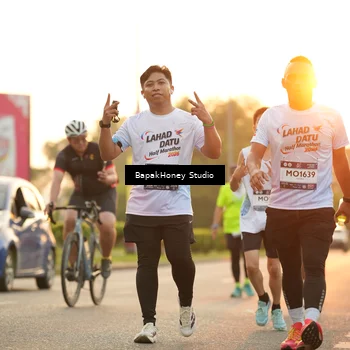 Runner Photo 7669867